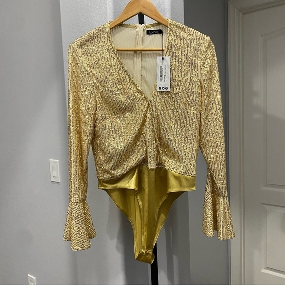 Boohoo Long Sleeve Sequin Bell Sleeve Bodysuit Gold Holiday New Years Size 10 - Picture 2 of 6